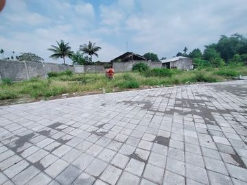 Pas Bangun Hunian di Area Jakal Km 8, Tanah Kavling Murah