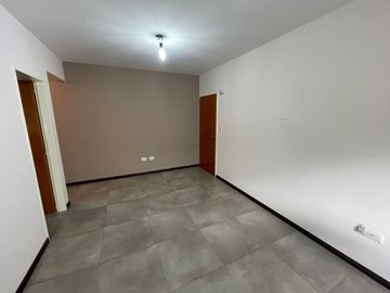 Departamento en venta en Ezpeleta Este