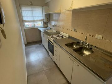 Departamento en venta en Ezpeleta Este