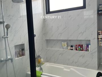 Dijual Rumah Siap Huni Di Sektor 1 Bintaro Jaya
