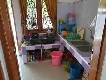 Dijual Rumah + Tanah Luas 1.700 M² di Kuningan - Harga Menarik Ada Balong Ikan Luas