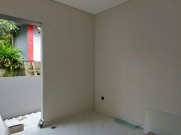 Rumah Baru Moderen Di Pondok Hijau Setiabudi Dekat Exit Tol Pasteur, Maranatha