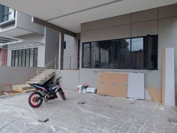 Rumah Baru Moderen Di Pondok Hijau Setiabudi Dekat Exit Tol Pasteur, Maranatha