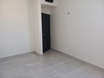 CASA EN VENTA EN RESIDENCIAL LAS PUERTAS