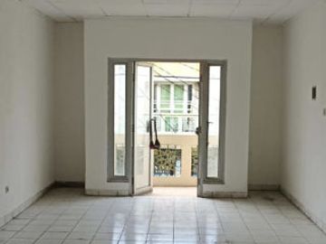 Ruko ready stock 2 lt dekat 4 pintu tol di Babelan Bekasi