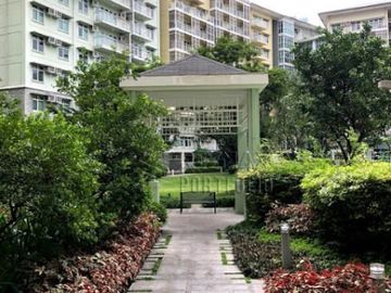 FOR SALE: 1 Bedroom renovated condo in Two Serendra, BGC