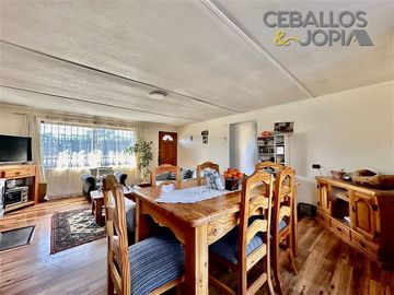 Casa en venta de 2 dorm. en Limache