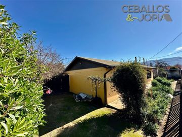 Casa en venta de 2 dorm. en Limache