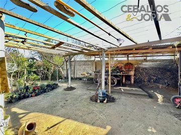 Casa en venta de 2 dorm. en Limache