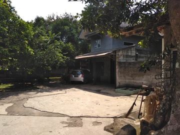 Rumah tua komersil, lokasi strategis di Serpong