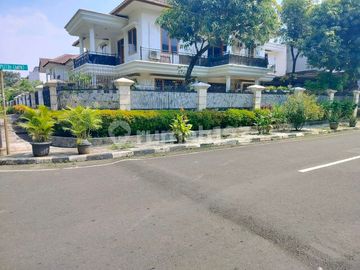 Rumah Huk Jalan Lebar Dekat Lrt Dan Jalan Utama