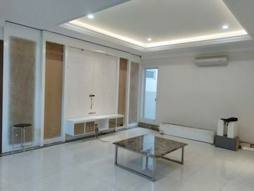 Dijual Rumah Graha Family Surabaya Barat