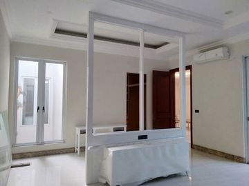 Dijual Rumah Graha Family Surabaya Barat