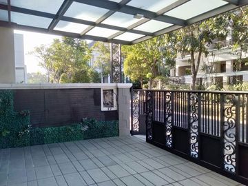 Dijual Rumah Graha Family Surabaya Barat