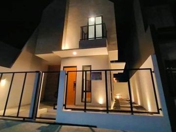Rumah Baru Siap Huni Modern Industrial Di Ciwastra Bandung