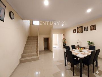 Rumah 2lt Jalan Lebar,  Dekat Sekolah Penabur, Di Harapan Indah
