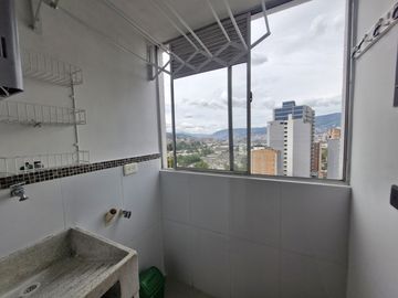 apartamento en arriendo en las vegas. Cod A515518