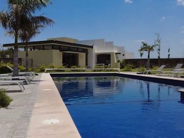 SE VENDE CASA EN LEÓN