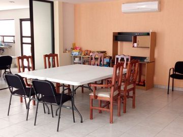 Hermosa Residencia en Cumbres del Lago, Terreno 480 m2, Enorme Jardín,  Sótano..