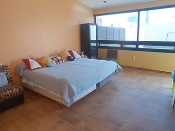 Hermosa Residencia en Cumbres del Lago, Terreno 480 m2, Enorme Jardín,  Sótano..