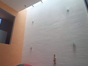 Hermosa Residencia en Cumbres del Lago, Terreno 480 m2, Enorme Jardín,  Sótano..