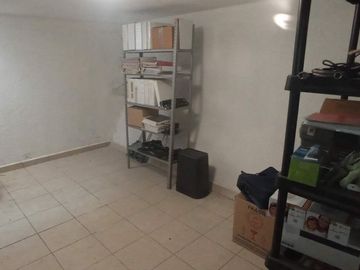 Hermosa Residencia en Cumbres del Lago, Terreno 480 m2, Enorme Jardín,  Sótano..