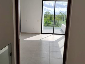 VENTA CASA EN PRIVADA RESIDENCIAL AL NORTE DE MÉRIDA, KIKTEIL, YUCATÁN