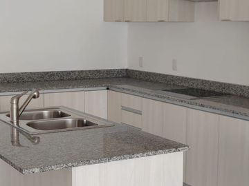 VENTA CASA EN PRIVADA RESIDENCIAL AL NORTE DE MÉRIDA, KIKTEIL, YUCATÁN
