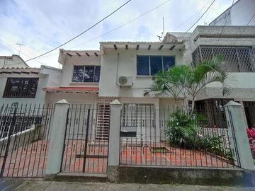 casa en venta en camino real. Cod V101500