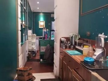 Rumah Cafe Area Komersil di Sayap Riau dkt Gedung Sate Bandung