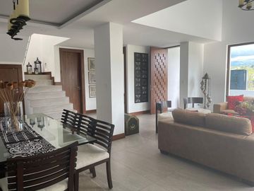 Casa - Cumbayá