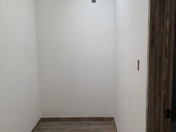 SE VENDE HERMOSA CASA