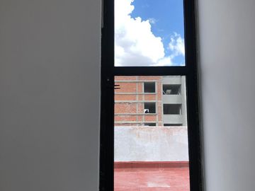 SE VENDE HERMOSA CASA
