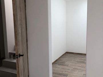 SE VENDE HERMOSA CASA