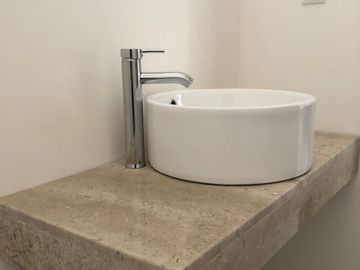 SE VENDE HERMOSA CASA