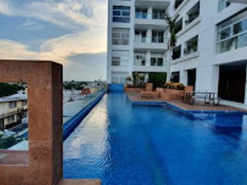VENTA DE DEPARTAMENTO CON VISTA AL MAR EN MOCAMBO ARLETTE FLORES