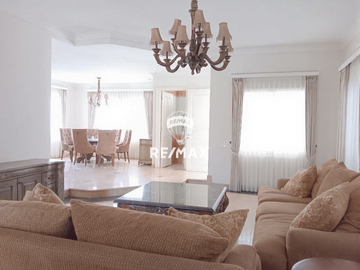 Disewakan Rumah Mewah View Golf Furnished Di Lippo Karawaci