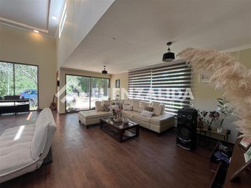 Parcela en venta en Lampa con Piscina