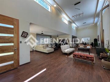 Parcela en venta en Lampa con Piscina