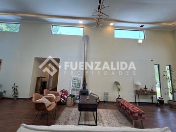 Parcela en venta en Lampa con Piscina