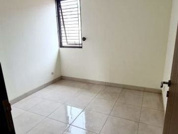 Dijual Rumah The Icon Cluster Eternity Baru Siap Huni