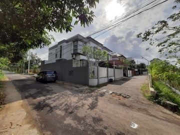 Rumah Modern Asri dekat Sleman City Hall