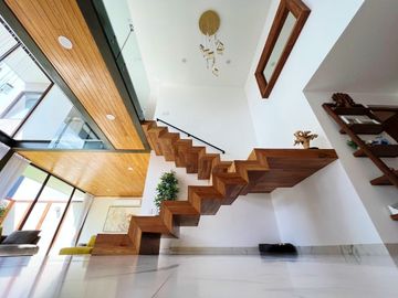 SE VENDE CASA EN LAGO DE JURIQUILLA
