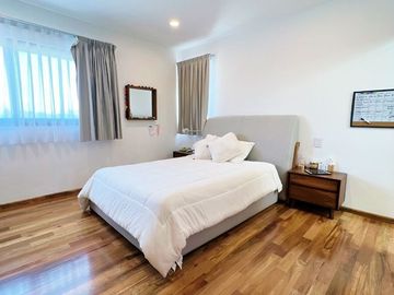 SE VENDE CASA EN LAGO DE JURIQUILLA