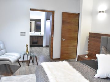 Departamento de lujo con amenidades, áreas comunes, Gym, alberca, roof, ludoteca y más.