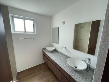 VENTA Departamentos en Zona Esmeralda