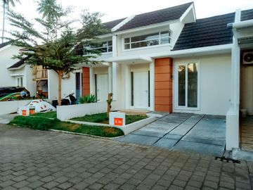 RUMAH CLUSTER MODERN DEKAT BANDARA DI MANADO