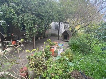 LATORRE PROP. VENDE CASA QUINTA SOBRE 3.900 M2 DE TERRENO - ZONA CLUB INDEPENDIENTE