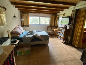 LATORRE PROP. VENDE CASA QUINTA SOBRE 3.900 M2 DE TERRENO - ZONA CLUB INDEPENDIENTE