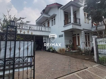 Dijual Rumah Mewah 2,5 Lantai di Perum Gentingpuri, Cibeureum – Kota Sukabumi